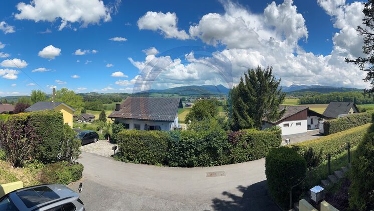 CHARMANTE VILLA TYPE CHALET DE 3,5 PCES AVEC VUE SUR LES APLES