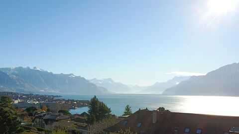 MAGNIFIQUE APPARTEMENT DE STANDING AVEC VUE SUR LE LAC