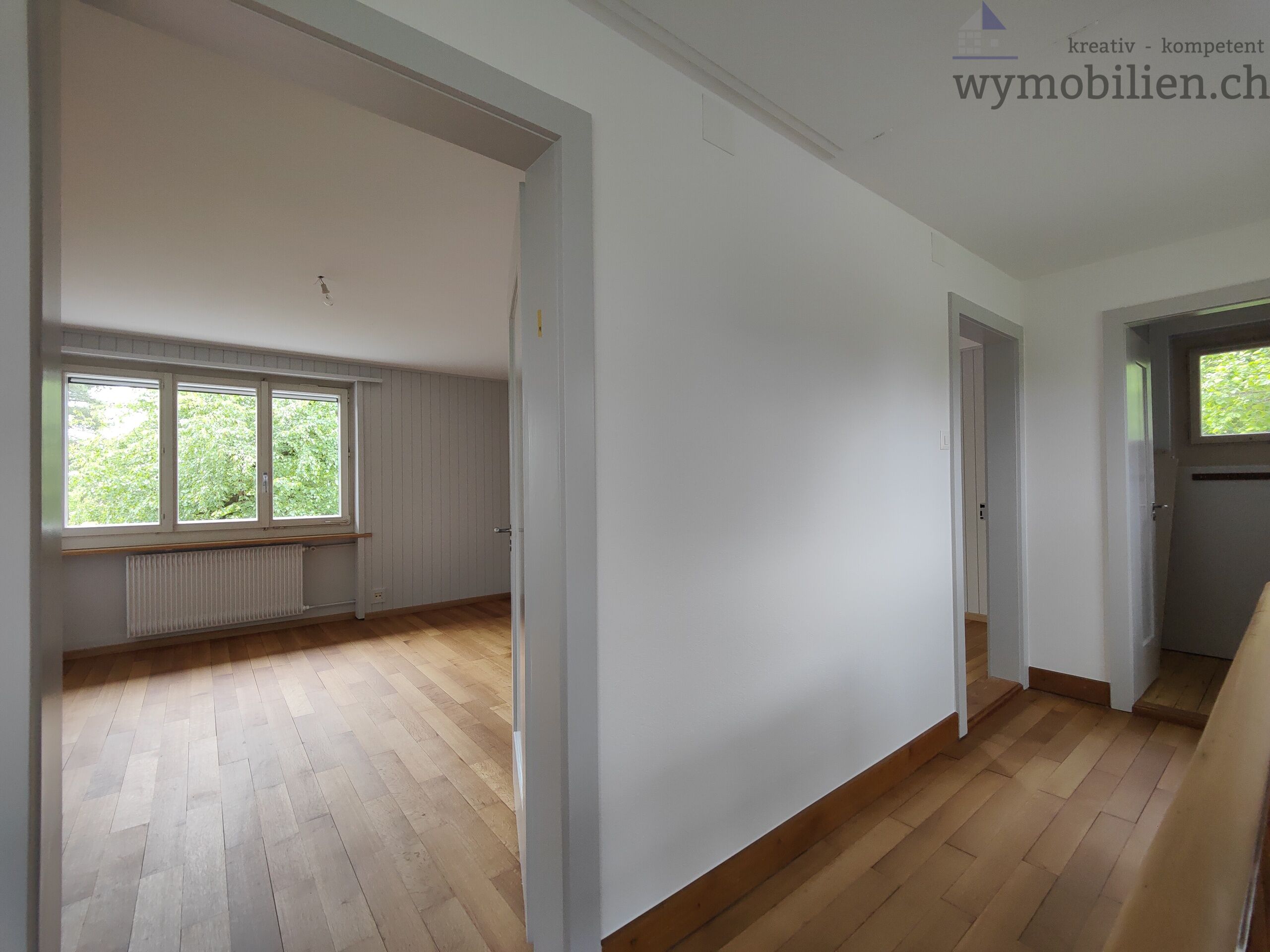 Blick vom Korridor ins Zimmer 2 OG