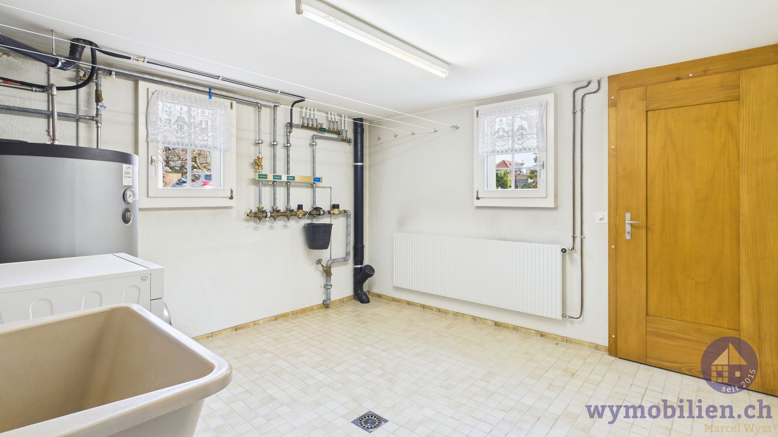 Waschküche mit Aussenaufgang