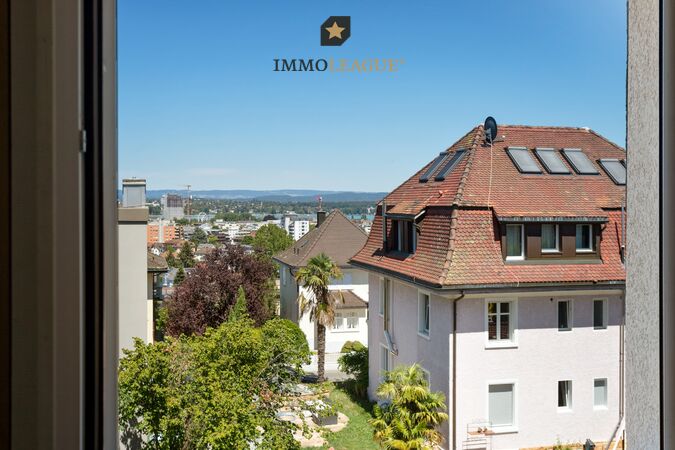 Die Nordseite bietet attraktiven Seeblick & Weitsicht.