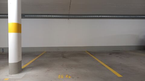 Einstellhallenplatz zum halben Preis!