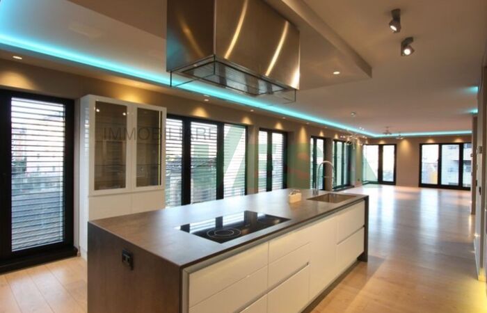 Elegant and prestigious 5.5-room city apartment in very good location