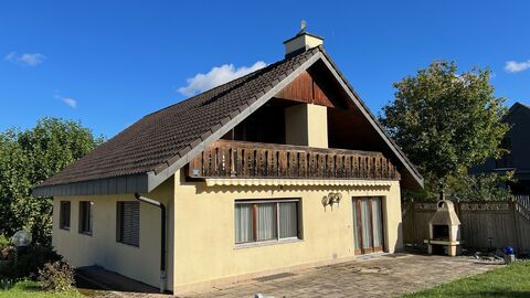 Zeit für einen Neuanfang!
Freistehendes 7 ½ Zi-EFH in Waltenschwil