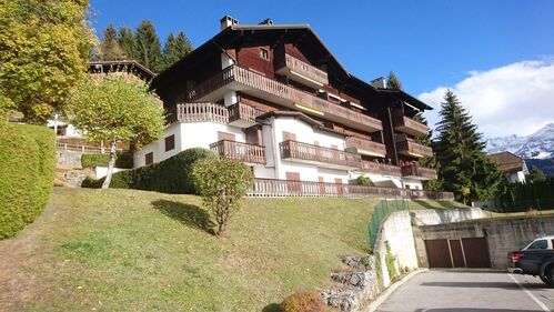 Charmant appartement
de 3,5 pièces avec vue sur les Alpes