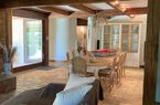 Belle propriété de maître de 10 pièces avec garage pour 3 voitures