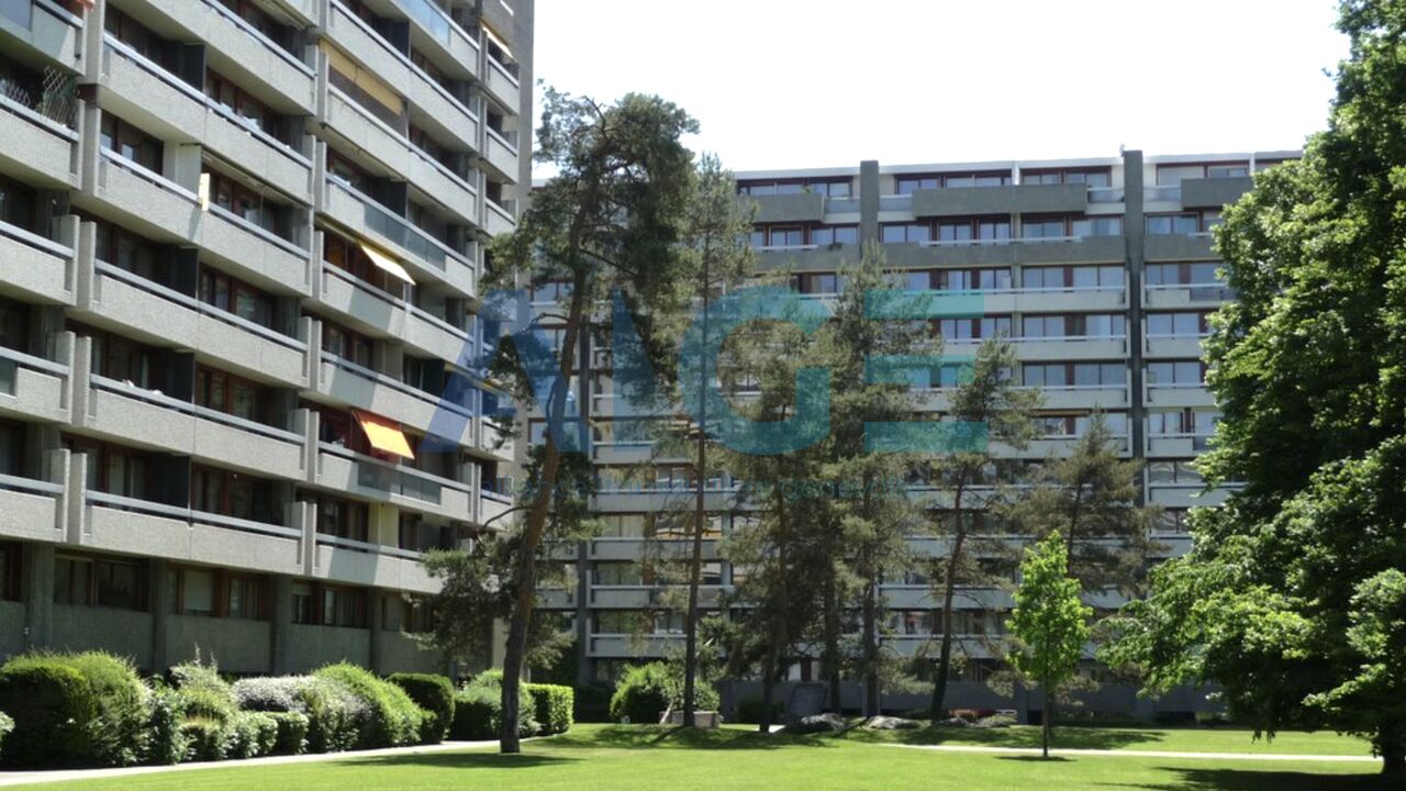Attique duplex avec vue spectaculaire au Petit Saconnex