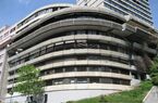 Surface commerciale avec vitrines 
d'env. 250 m² en duplex