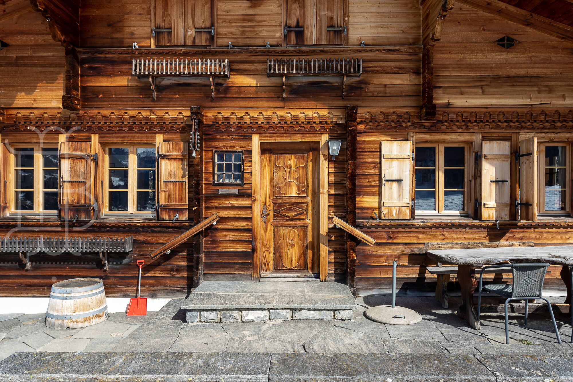 Exterior view 5