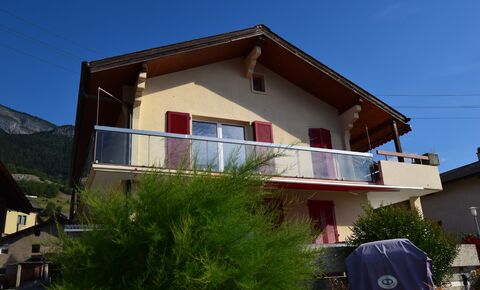 3.5 pièces dans maison villageoise au coeur d'Erde, avec place de parc