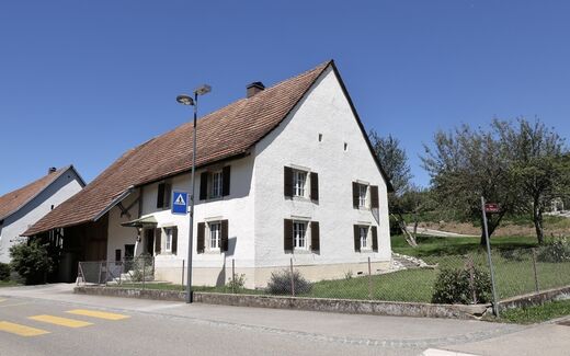 Renovated farm CH-2932 Coeuve