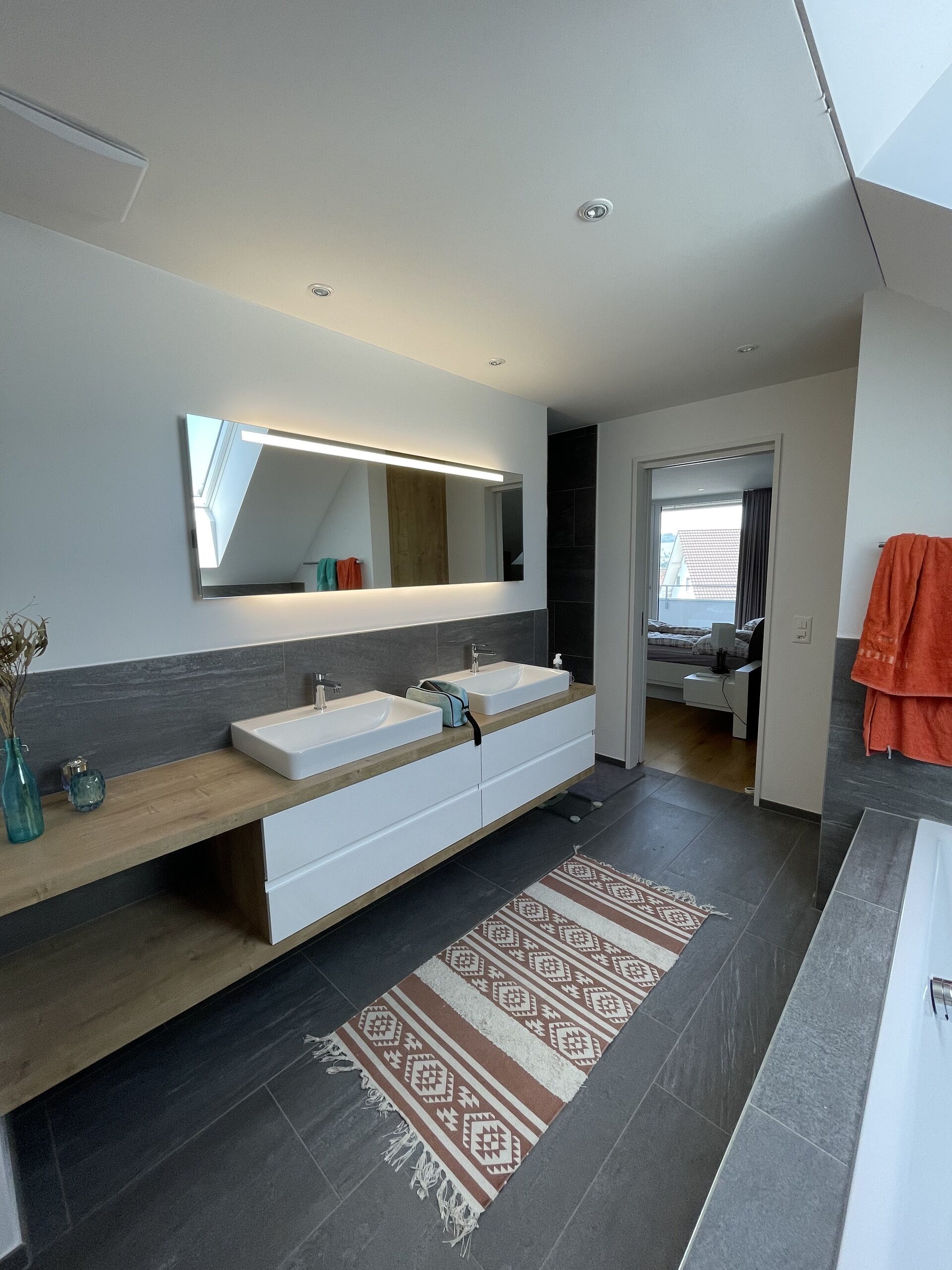 Bad Hauptschlafzimmer