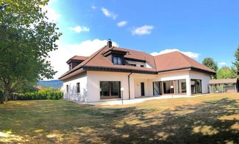 Magnificent family house with 10 rooms - 340 m2