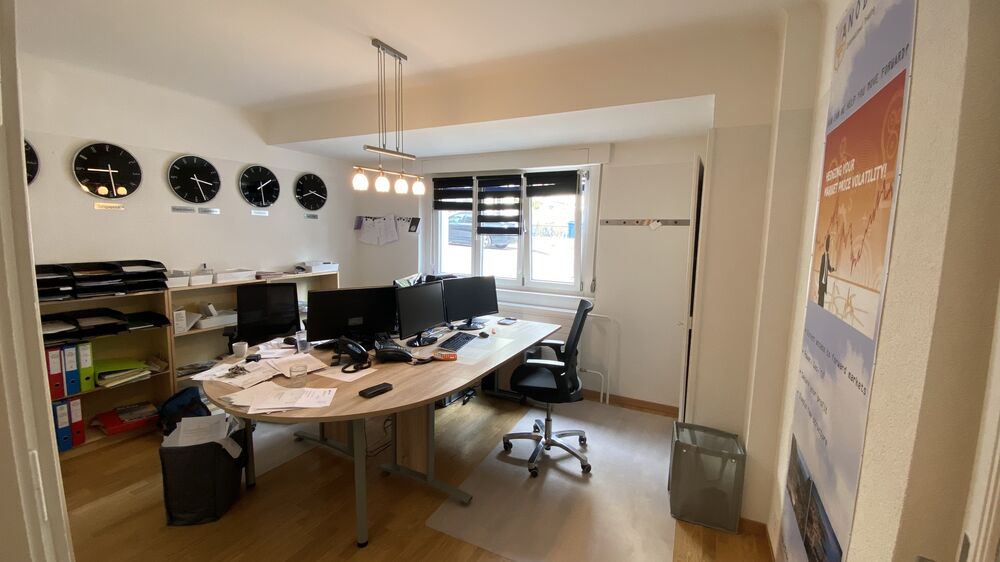 Bureau 1 Bureau 1