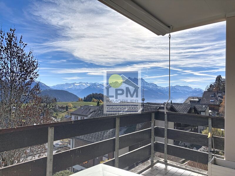 Opportunity in the center of the village, 2.5 rooms of 64m2