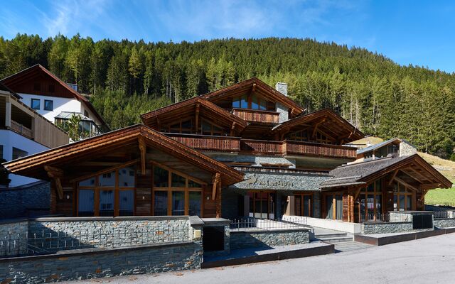 Luxus-Residenzen im Chalet Mathon