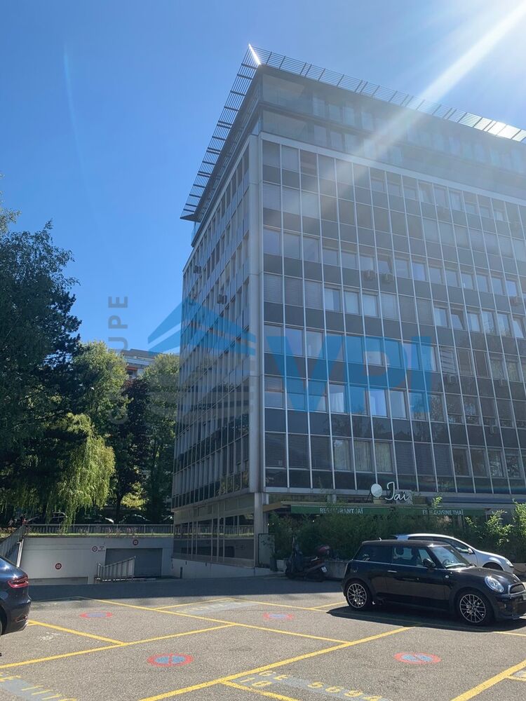 A louer - Places de parking intérieures dans la zone de Malagnou