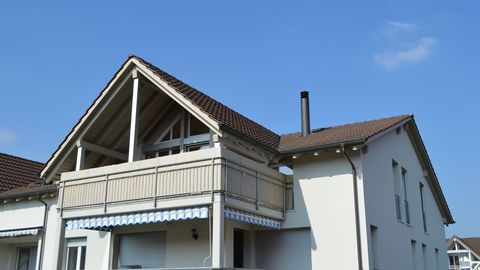 Grosse familienfreundliche 
5 ½ Zi-Dachwohnung in Fischbach-Göslikon