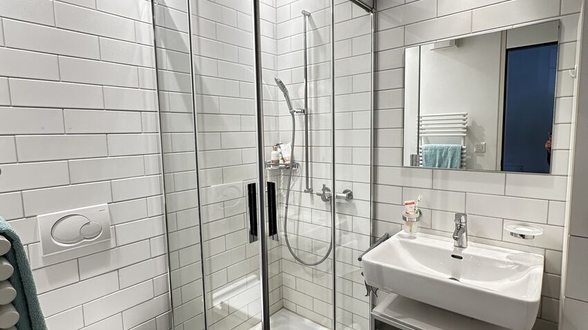 Apartment front & rear view