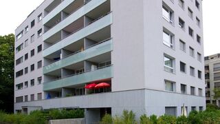Indoor motorcycle parking space CH-1202 Genève, Rue Marie-Brechbuhl 2-2A