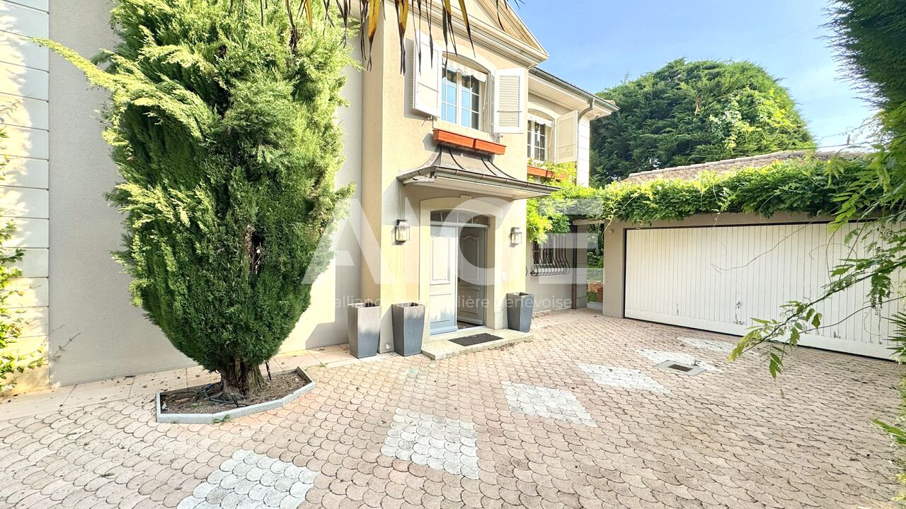 Belle villa individuelle avec piscine