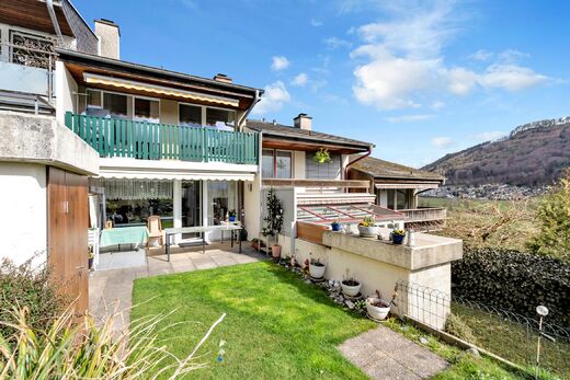 Gepflegtes 5.5- Zimmer Reihenmittelhaus mit Garten und Fernsicht