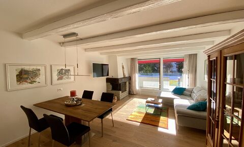 renovierte 2 ½ Zimmerwohnung direkt am See
