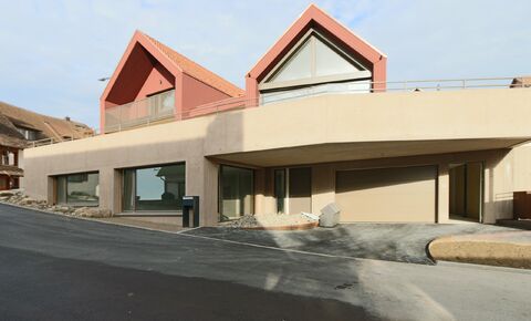 Grosszügiges Büroloft-Atelier im steuergünstigen Stetten