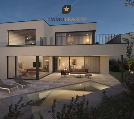 Exklusiver Neubau mit Aussenpool.