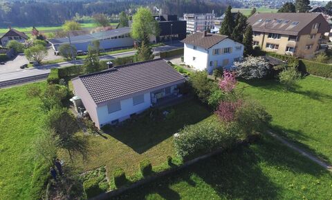 5.5-Zi.-Einfamilienhaus mit Weitblick und viel Umschwung