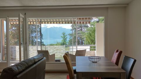 Spacieux appartement de
3 pièces avec balcon