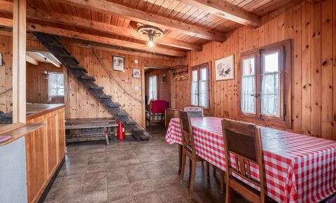 Chalet authentique à deux pas du télécabine.