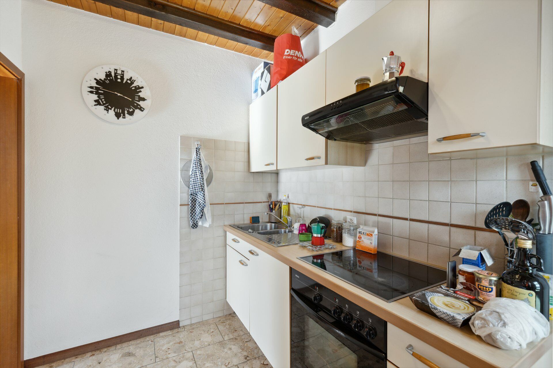 studio kitchen