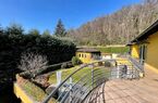 Grosse und elegante Villa mit Dependance und mit wunderbarer Seesicht