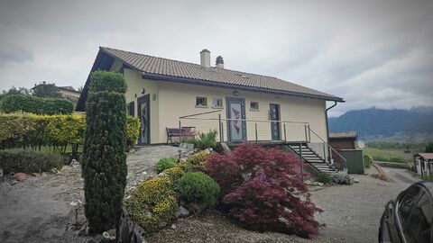Villa individuelle de 3.5 pièces de 90 m2 rénové - Les Evouettes VS