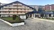 EXKLUSIV: 3,5 St. "Terrasse des Alpes": Garage, Schwimmbad und Fitness