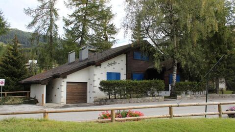 Chalet de 2 appartements situé au cœur de Crans