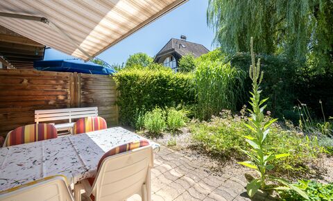 5 Zi.-Reihenmittelhaus mit Garten und
2 Einstellhallenplätze