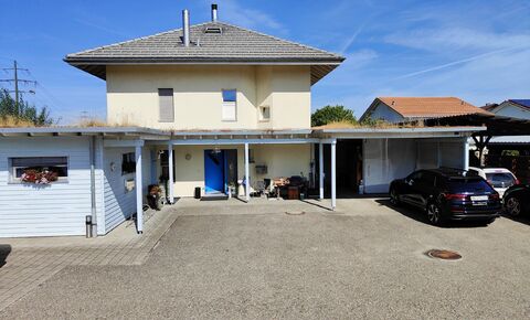 Einfamilienhaus + Nebengebäude Physio/Kraftraum + Baulandreserve!