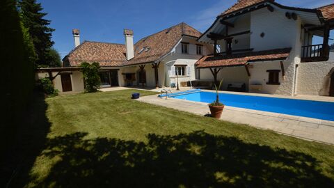 Maison de Maître - 12 pièces, Piscine, Jardin privé, proche EPFL