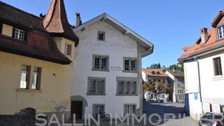 BEL APPARTEMENT DE 3½ PIECES
AVEC TERRASSE