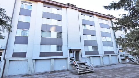 Reihenmehrfamilienhaus mit 8 Wohnungen zu verkaufen