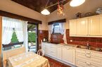 Schöne Bungalow-Villa mit wunderbarem Pool und herrlichem Garten