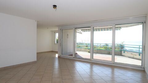 Superbe appartement 4.5 pces en PPE
Avec vue sur Lac et Alpes