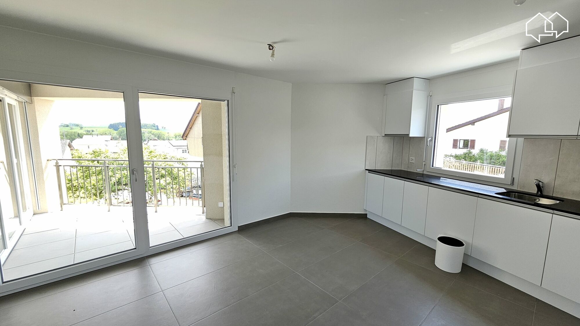 3.5 pièces 1er étage (immeuble neuf)