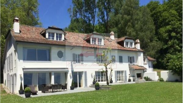 Exceptionnelle maison de campagne sans aucun vis-à-vis à YENS.