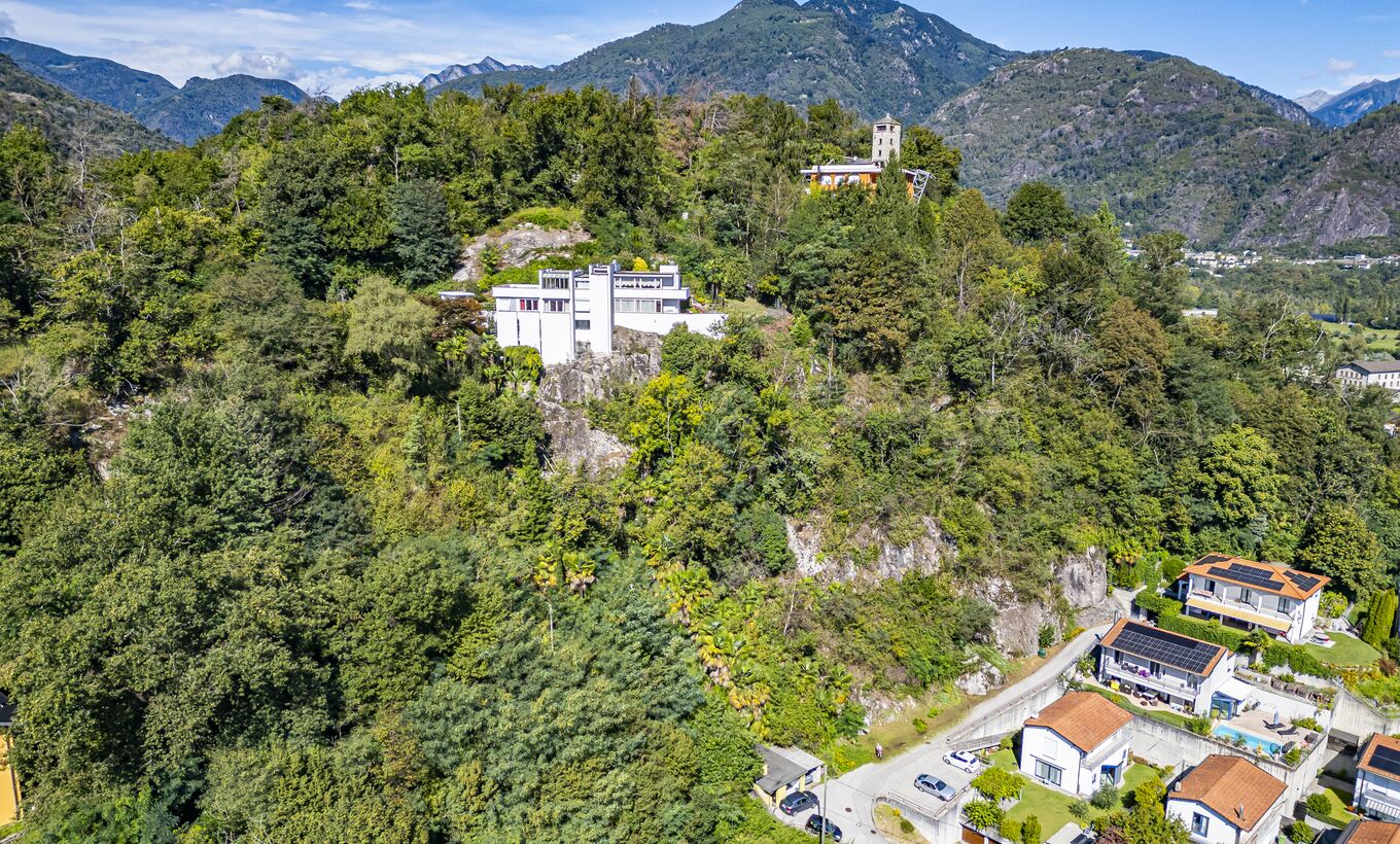 Das "Haus auf dem Felsen“ mit atemberaubendem Blick auf den See