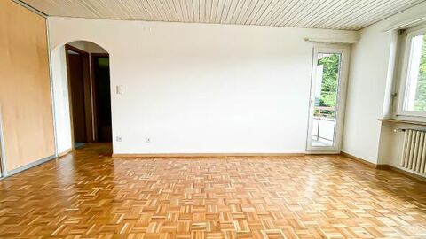 Helle 3.5 Zimmerwohnung 6. OG an ruhiger Lage in Döttingen