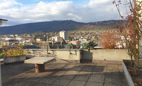 With exceptional 360 ° view - 1 penthouse + 1 studio rented