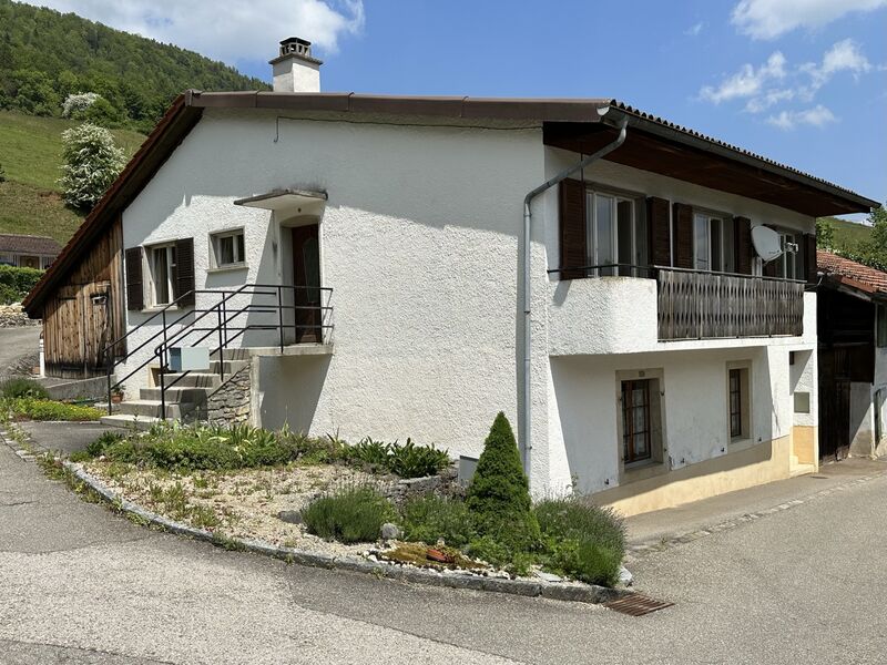 Petit immeuble de 2 appartements